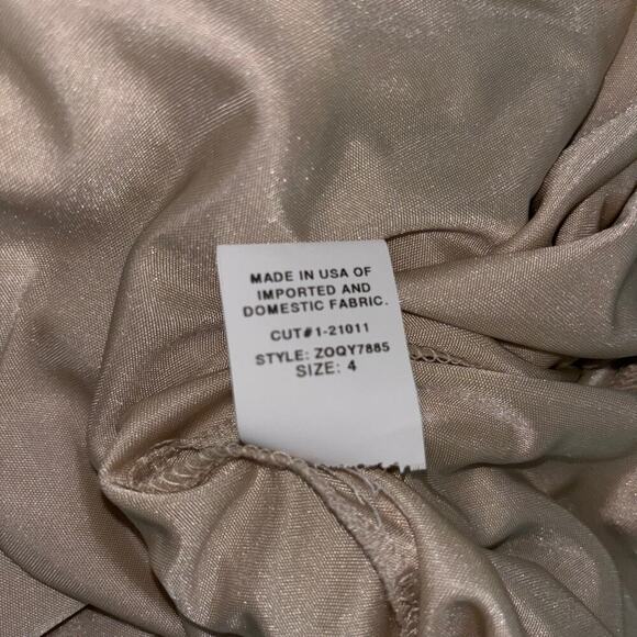 David Meister Gold Sequin Evening Gown Size 4 | Style Z00Y7885 - Picture 12 of 15